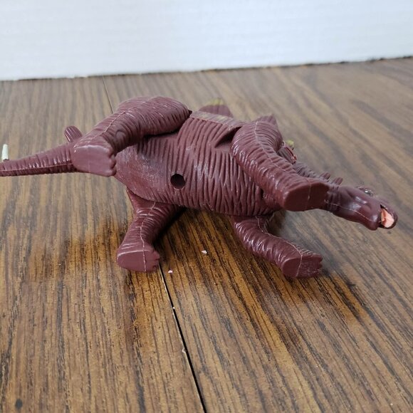 Stegosaurus 4 Inch Red Plastic Dinosaur Toy K&M 2001 - Picture 5 of 6